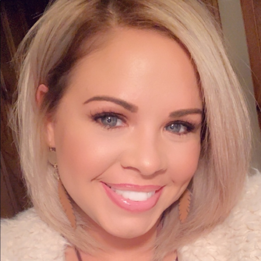 Meet your Posher, Jessica